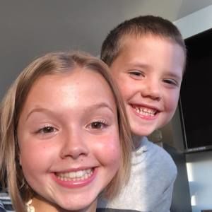 Meet your Posher, Carmin